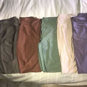 Forever 21 “shiny set” legging bundle